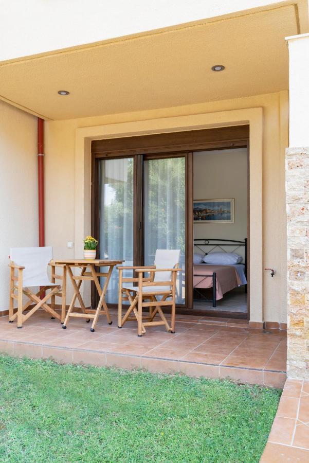 Alexandros Maisonettes Nea Moudania Extérieur photo