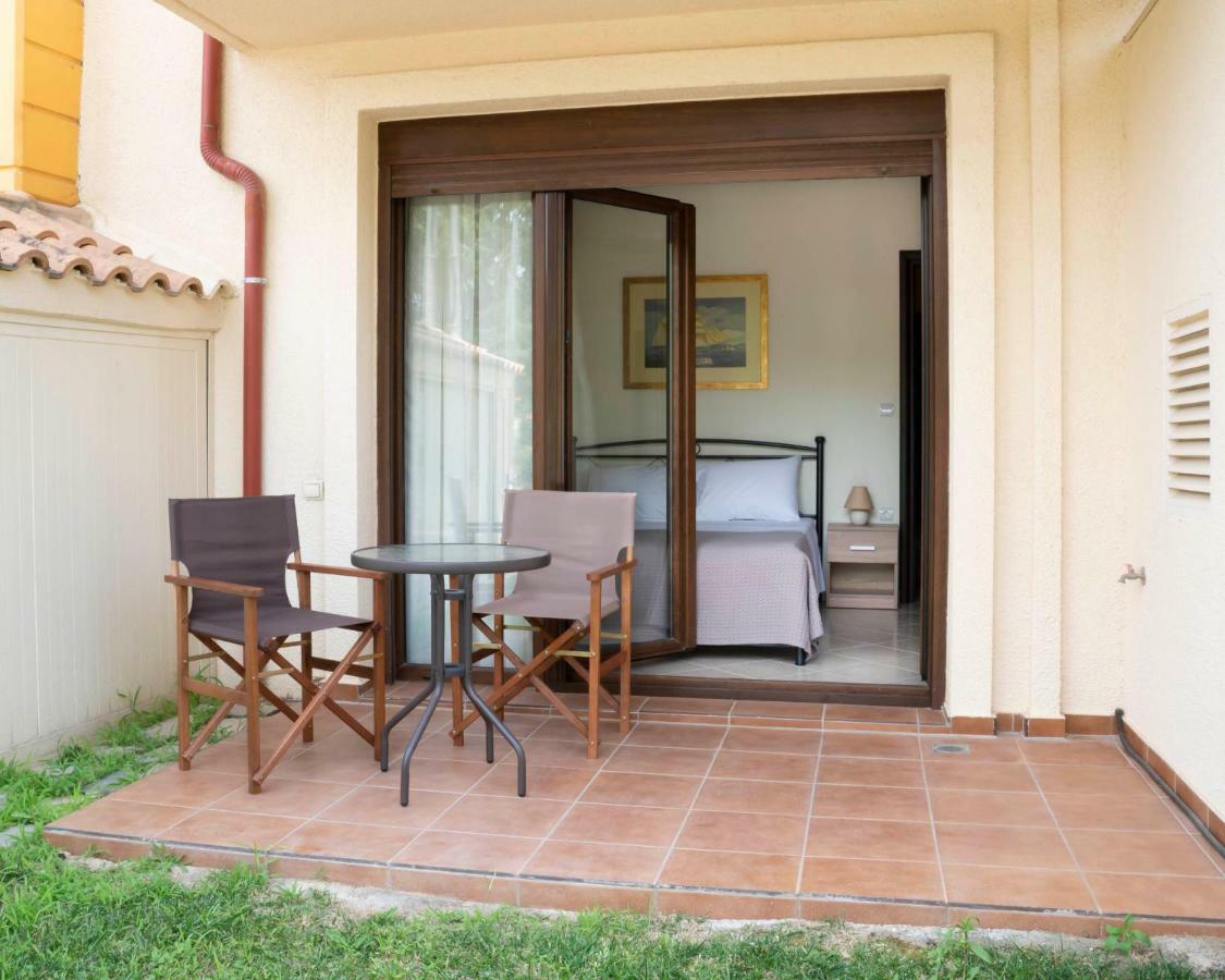 Alexandros Maisonettes Nea Moudania Extérieur photo